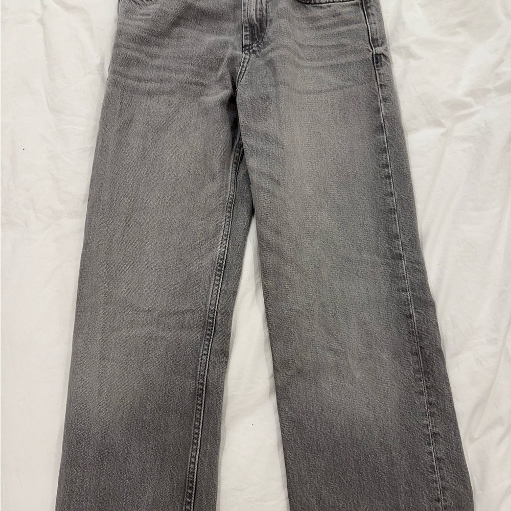 Zara Gray Straight-Leg Jeans with Regular Fit